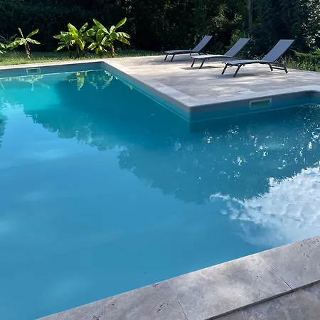 Maison Perigoudine * Saint-Philippe-dʼAiguille