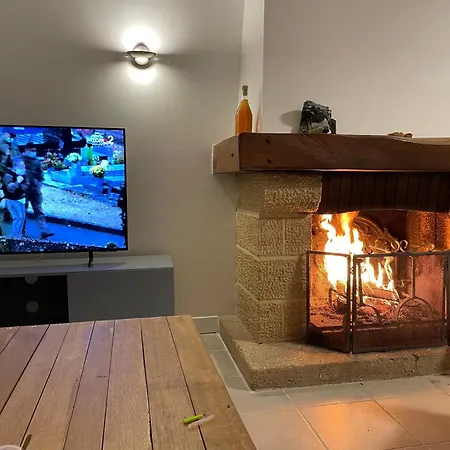 Maison Perigoudine * Saint-Philippe-dʼAiguille